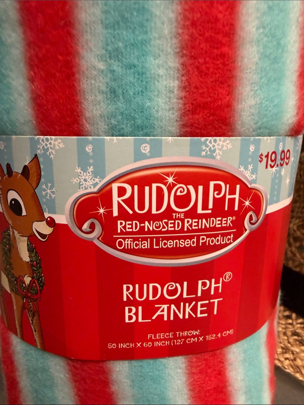 Rudolph Fleece Throw Blanket - Light Blue & Red. 🆕